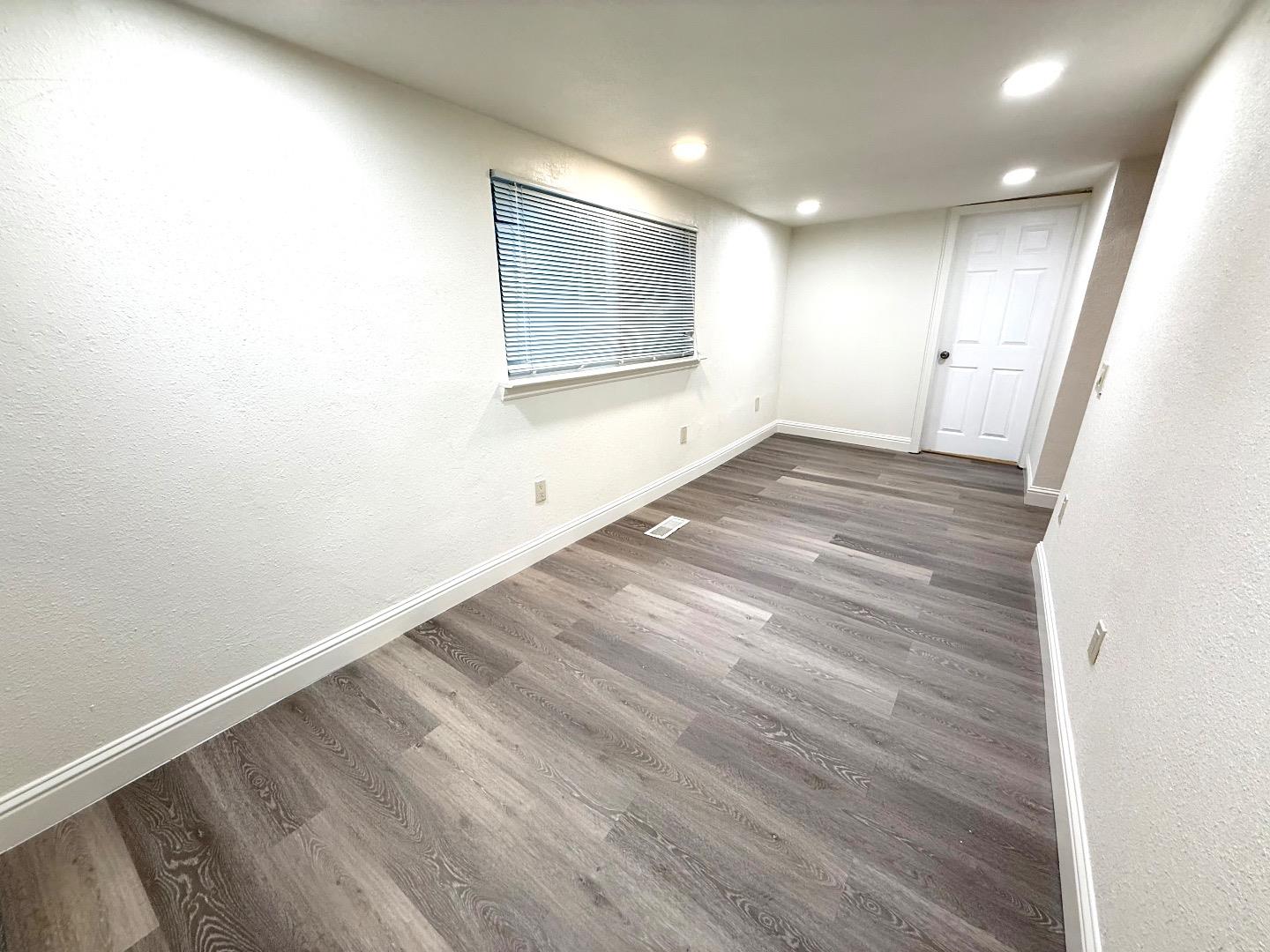 Detail Gallery Image 24 of 25 For 673 Hermitage Pl #673,  San Jose,  CA 95134 - 2 Beds | 2 Baths