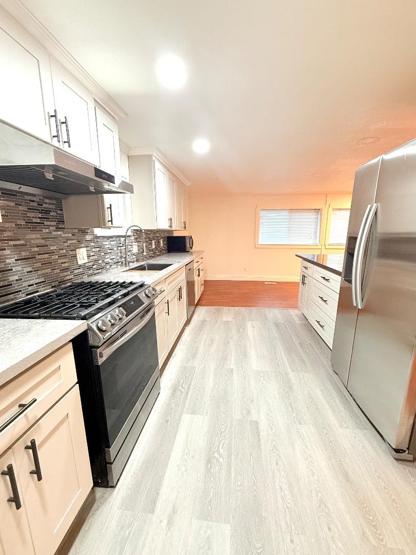 Detail Gallery Image 3 of 25 For 673 Hermitage Pl #673,  San Jose,  CA 95134 - 2 Beds | 2 Baths