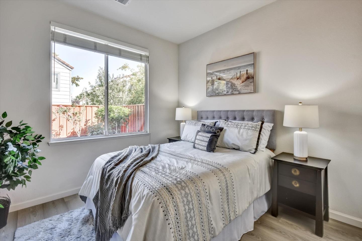 Detail Gallery Image 17 of 46 For 1496 Bellemeade St, San Jose,  CA 95131 - 5 Beds | 3 Baths