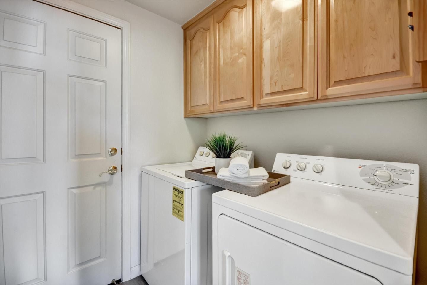 Detail Gallery Image 19 of 46 For 1496 Bellemeade St, San Jose,  CA 95131 - 5 Beds | 3 Baths