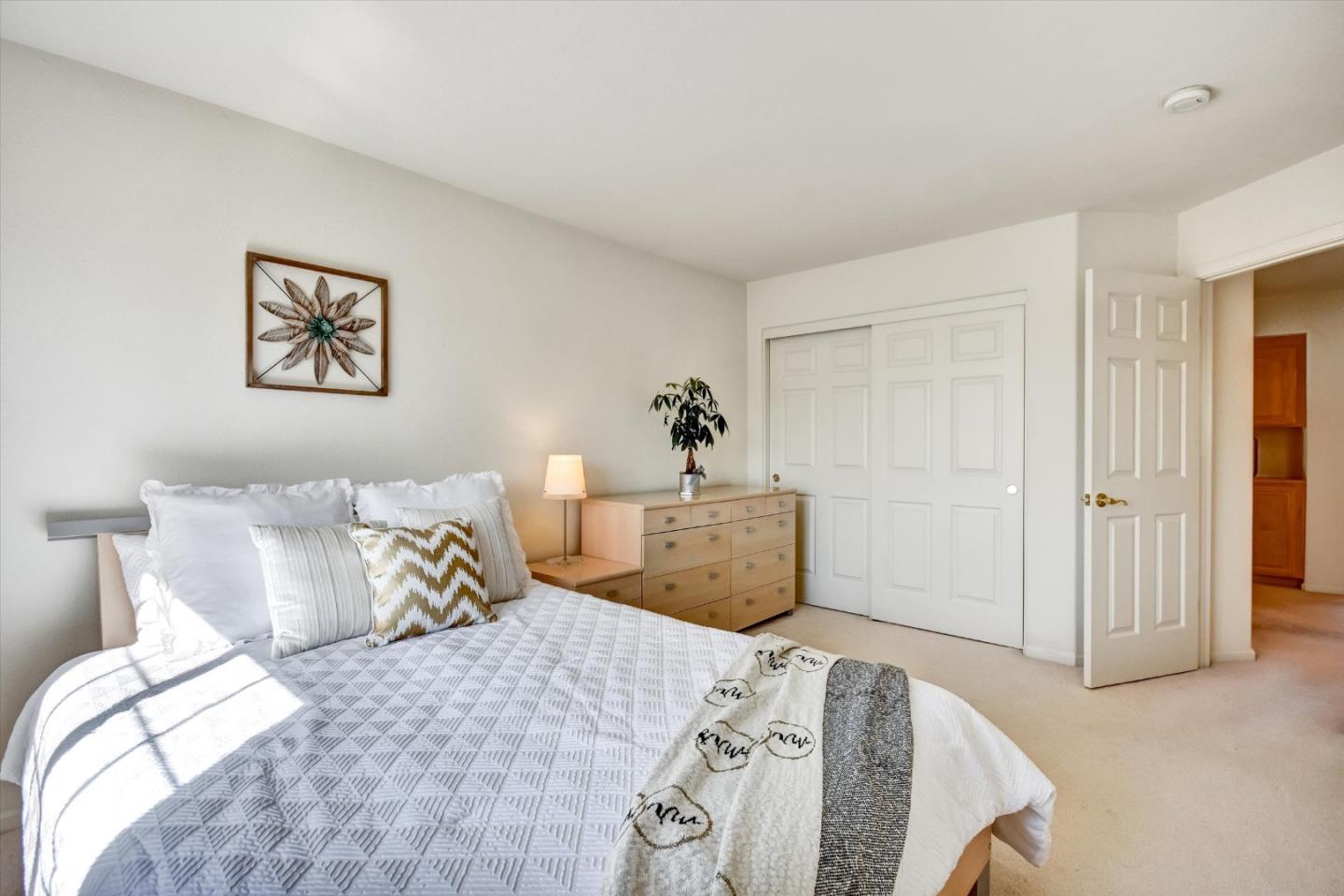 Detail Gallery Image 23 of 46 For 1496 Bellemeade St, San Jose,  CA 95131 - 5 Beds | 3 Baths