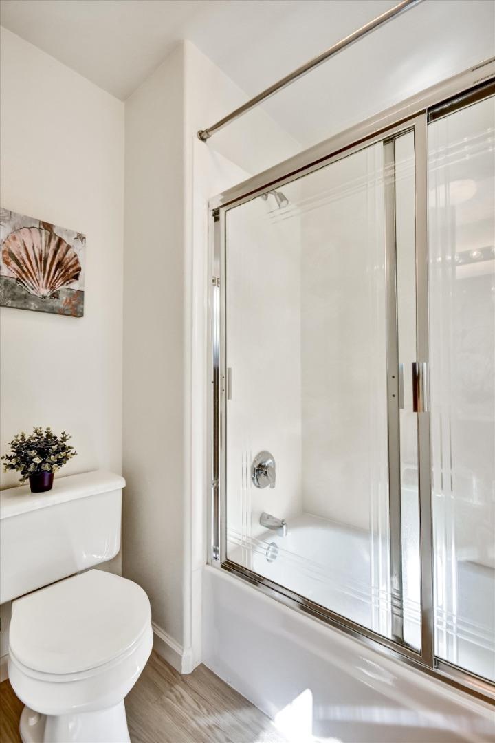 Detail Gallery Image 25 of 46 For 1496 Bellemeade St, San Jose,  CA 95131 - 5 Beds | 3 Baths