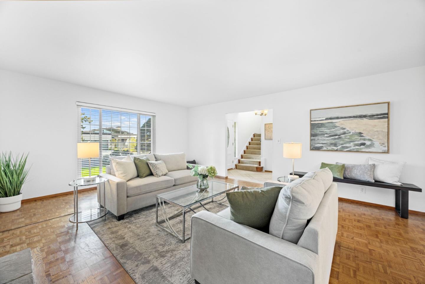 Detail Gallery Image 25 of 57 For 2713 Comstock Cir, Belmont,  CA 94002 - 5 Beds | 2/1 Baths