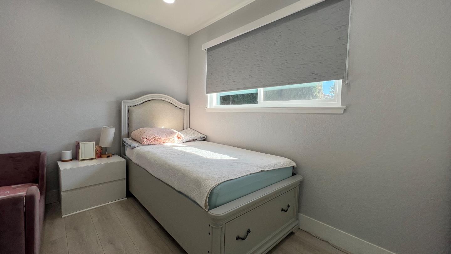 Detail Gallery Image 18 of 34 For 182 Rose Dr, Milpitas,  CA 95035 - 3 Beds | 2 Baths