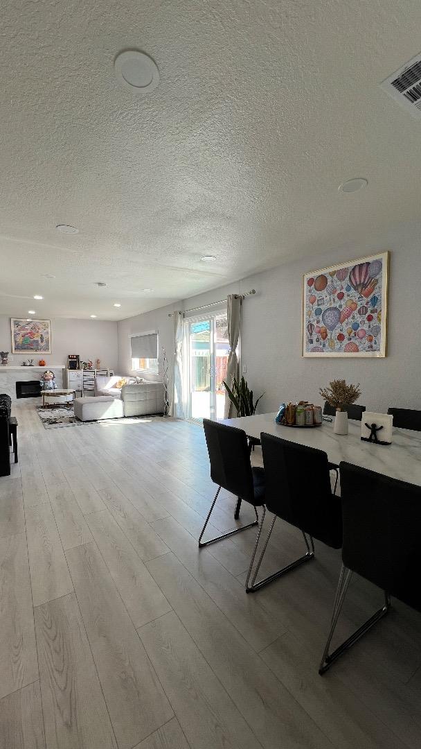 Detail Gallery Image 23 of 34 For 182 Rose Dr, Milpitas,  CA 95035 - 3 Beds | 2 Baths