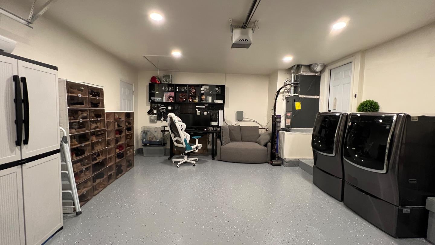 Detail Gallery Image 31 of 34 For 182 Rose Dr, Milpitas,  CA 95035 - 3 Beds | 2 Baths