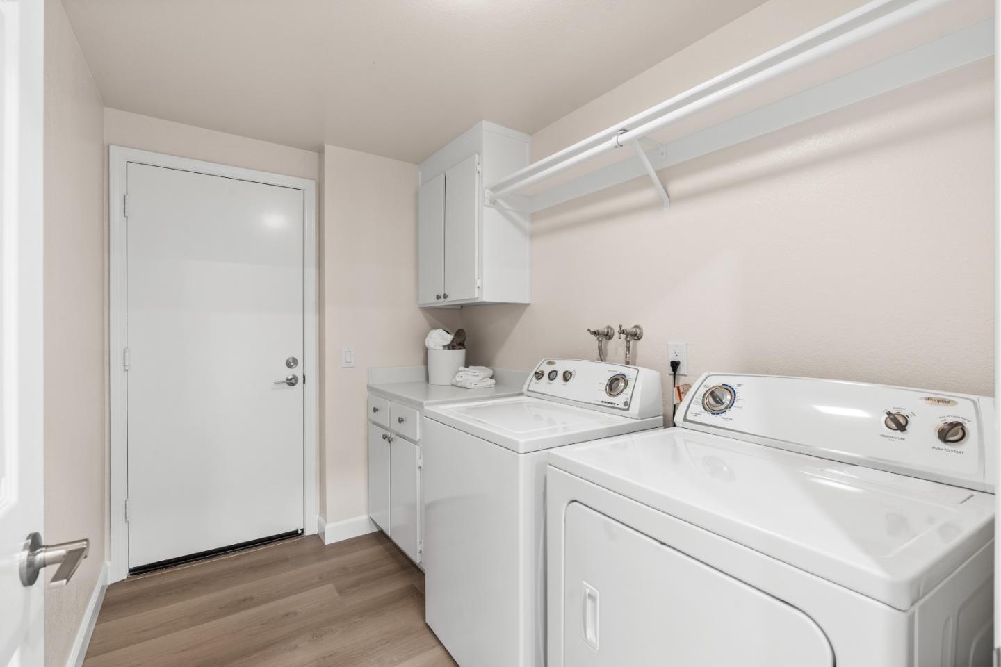 Detail Gallery Image 23 of 37 For 7742 Kilmarnok Dr, San Jose,  CA 95135 - 2 Beds | 2 Baths