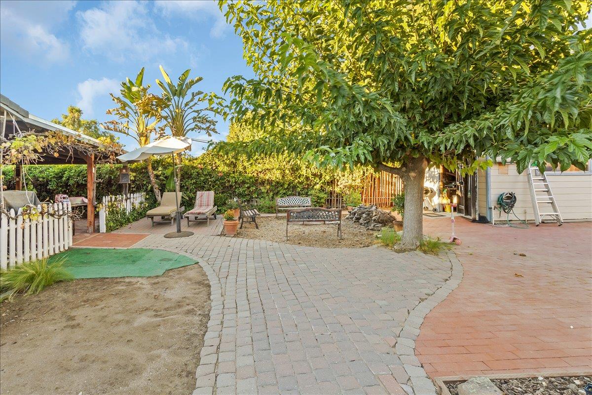 Detail Gallery Image 28 of 34 For 791 El Camino Paraiso, Hollister,  CA 95023 - 3 Beds | 1/1 Baths