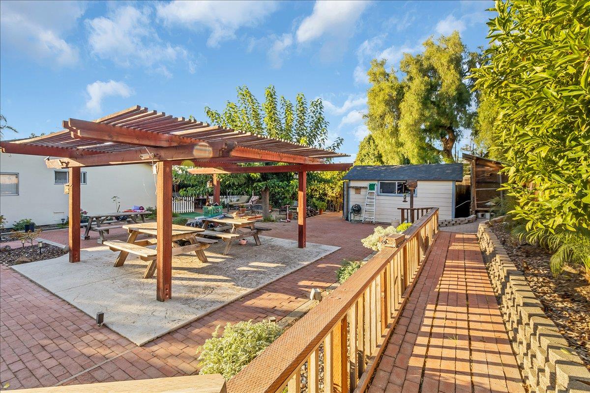 Detail Gallery Image 31 of 34 For 791 El Camino Paraiso, Hollister,  CA 95023 - 3 Beds | 1/1 Baths