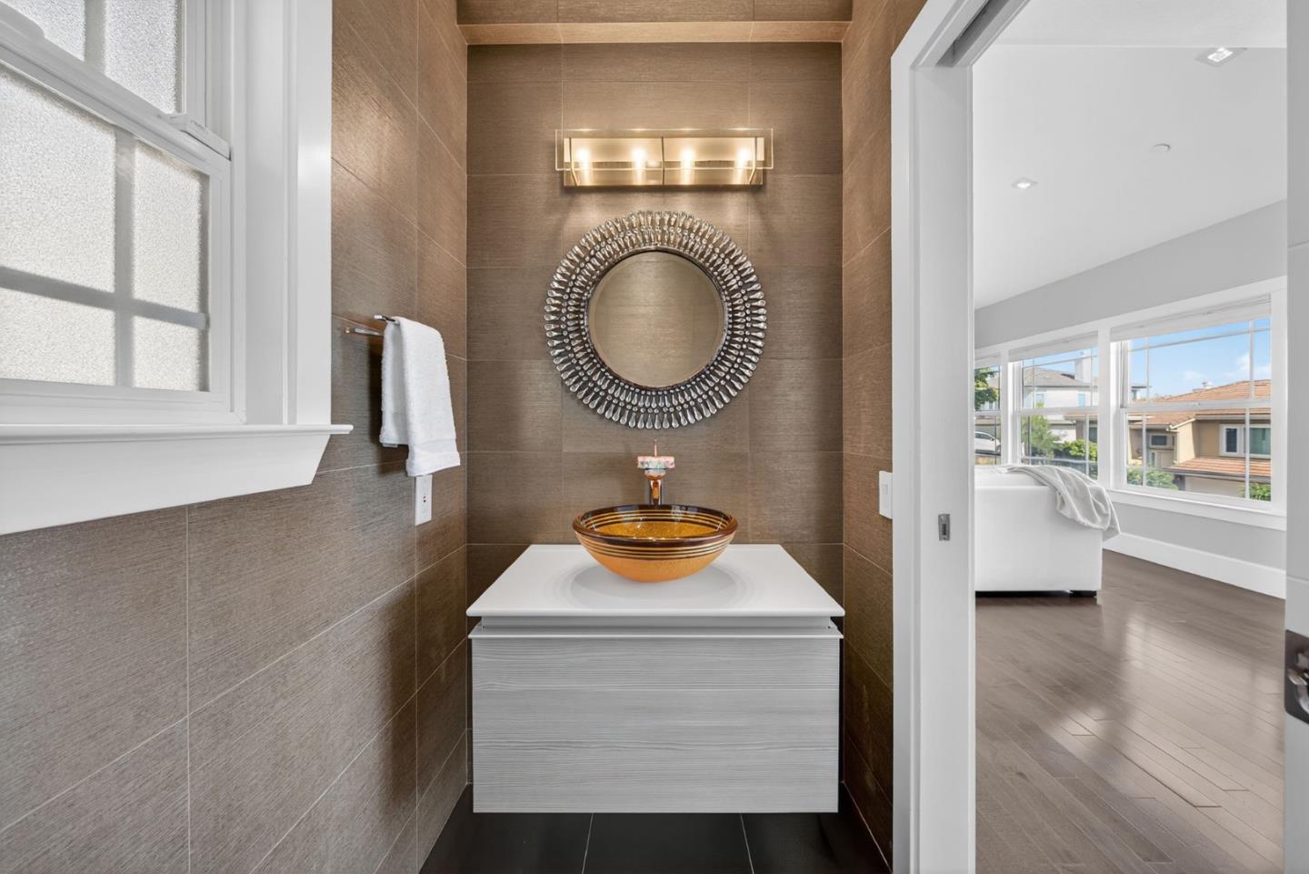 Detail Gallery Image 33 of 105 For 58 Hillcrest Rd, San Carlos,  CA 94070 - 4 Beds | 3/1 Baths