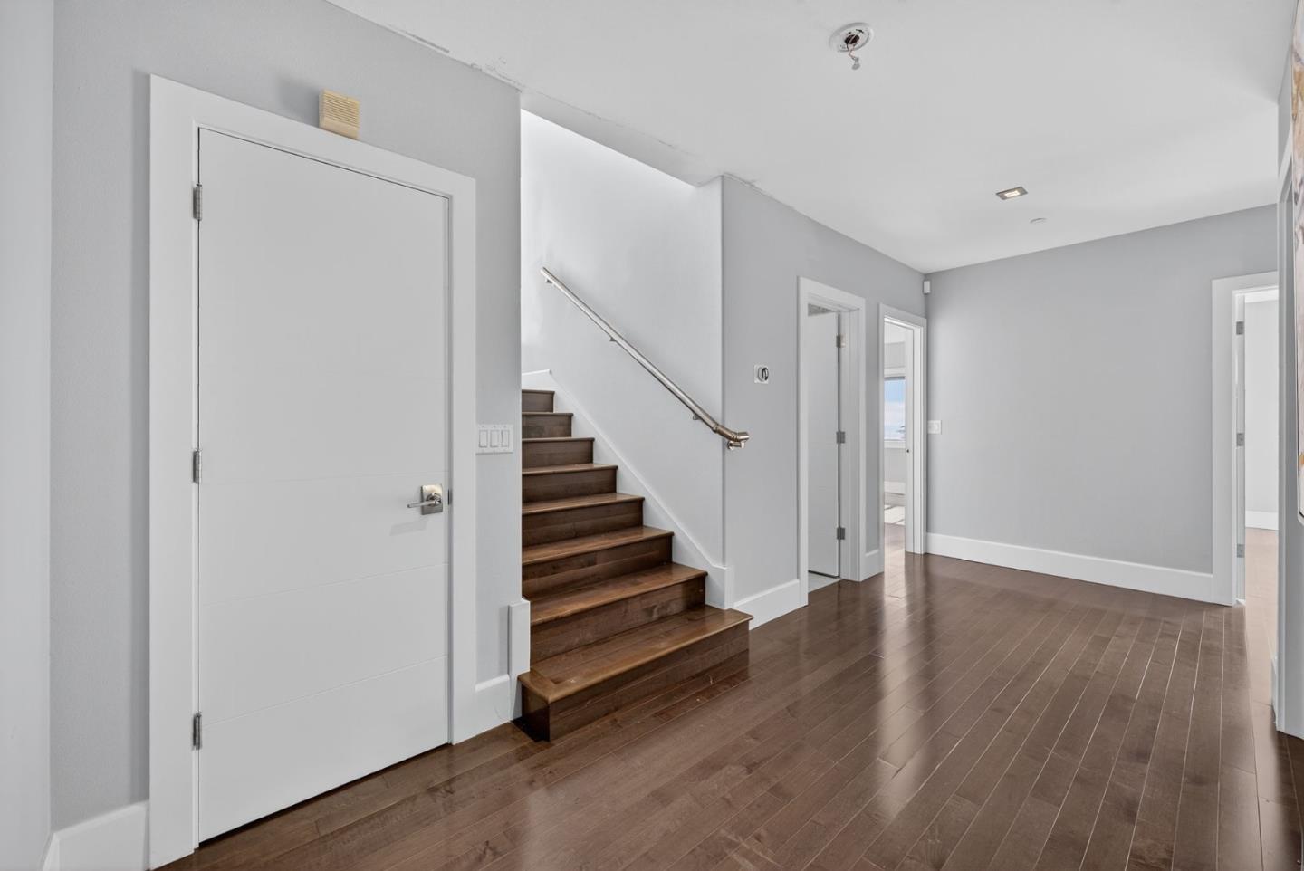 Detail Gallery Image 34 of 105 For 58 Hillcrest Rd, San Carlos,  CA 94070 - 4 Beds | 3/1 Baths