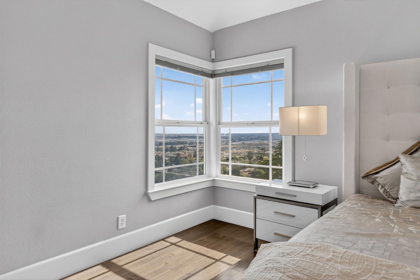 Detail Gallery Image 46 of 105 For 58 Hillcrest Rd, San Carlos,  CA 94070 - 4 Beds | 3/1 Baths