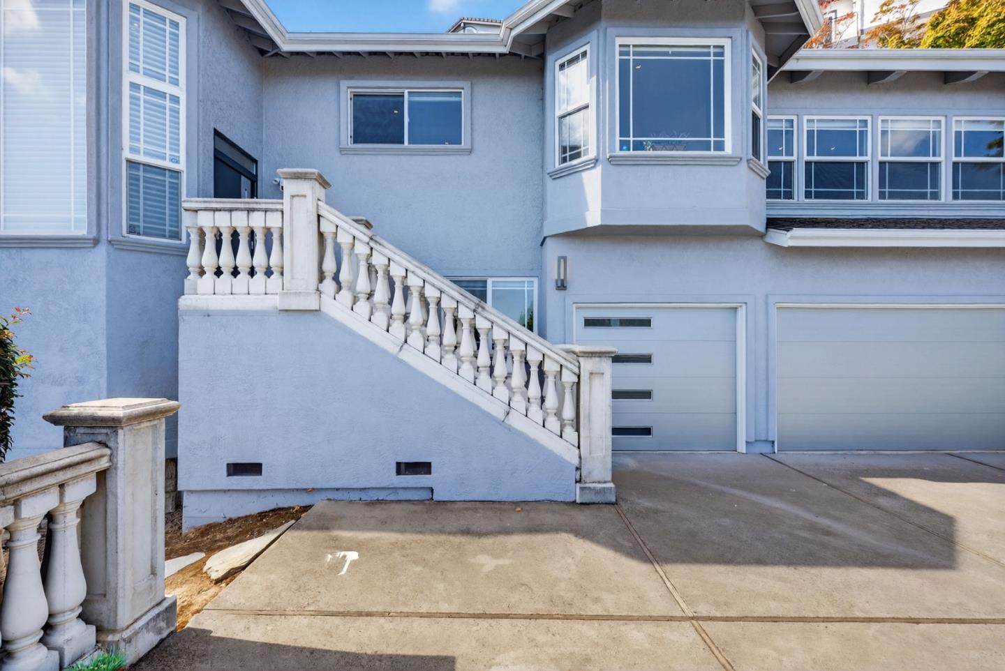 Detail Gallery Image 5 of 105 For 58 Hillcrest Rd, San Carlos,  CA 94070 - 4 Beds | 3/1 Baths