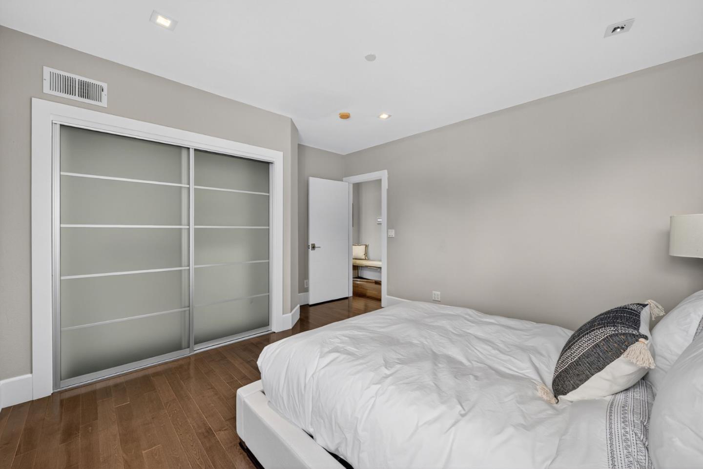 Detail Gallery Image 78 of 105 For 58 Hillcrest Rd, San Carlos,  CA 94070 - 4 Beds | 3/1 Baths