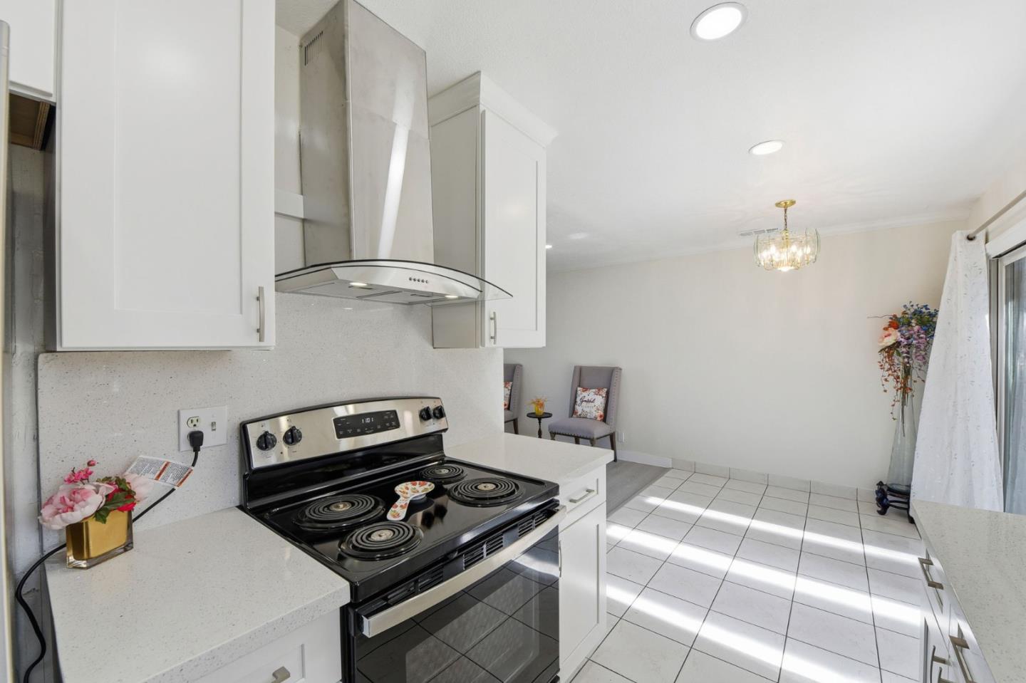 Detail Gallery Image 12 of 30 For 3382 Mount Wilson Dr, San Jose,  CA 95127 - 2 Beds | 1 Baths