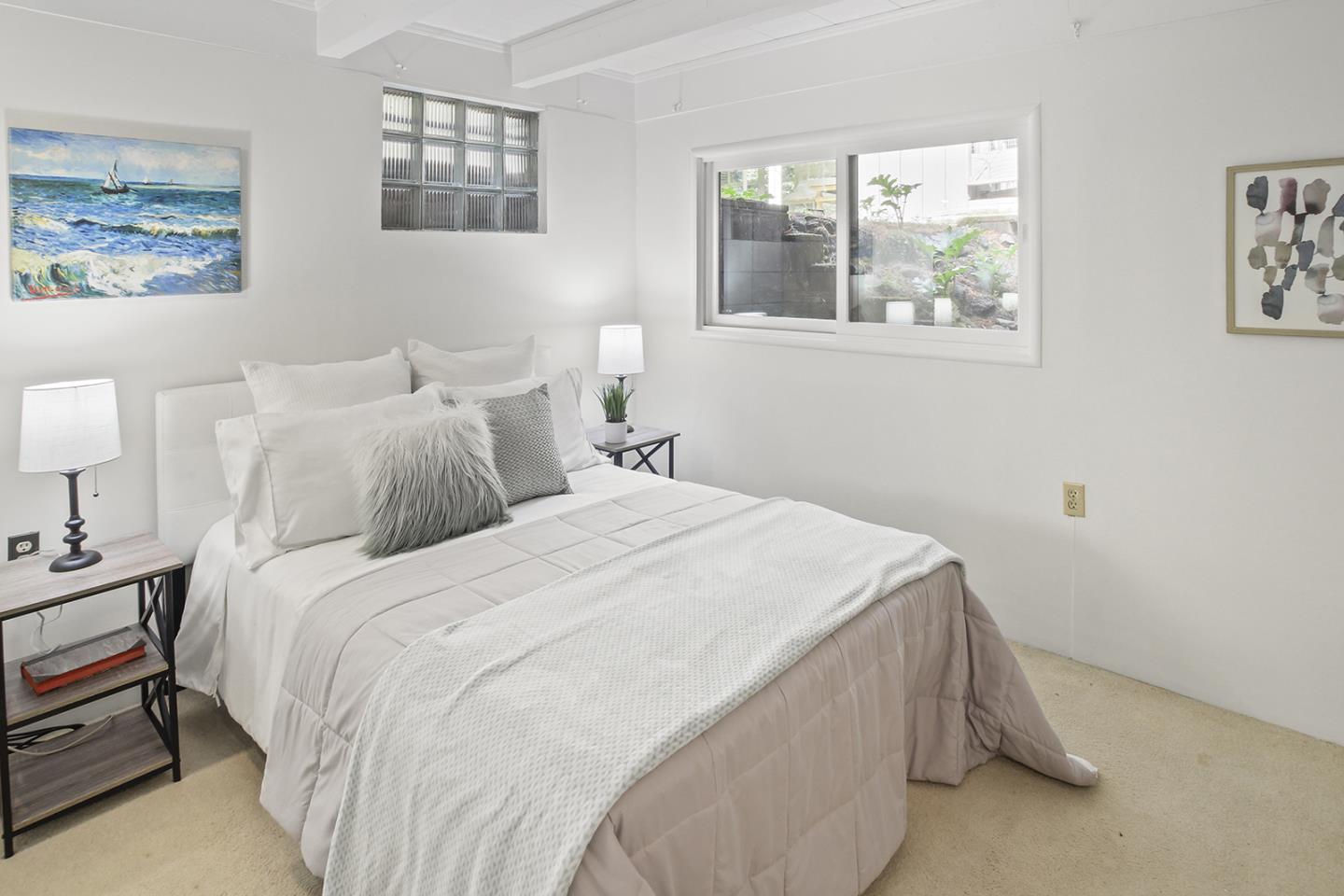 Detail Gallery Image 26 of 43 For 320 Grandview Dr, Woodside,  CA 94062 - 4 Beds | 3 Baths