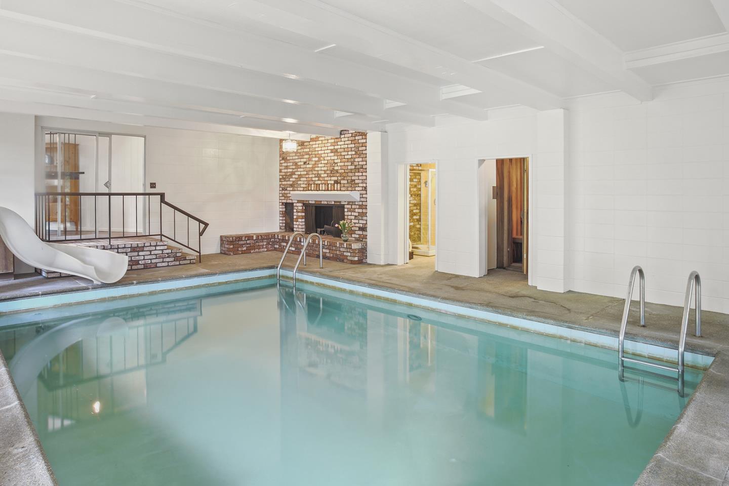 Detail Gallery Image 31 of 43 For 320 Grandview Dr, Woodside,  CA 94062 - 4 Beds | 3 Baths