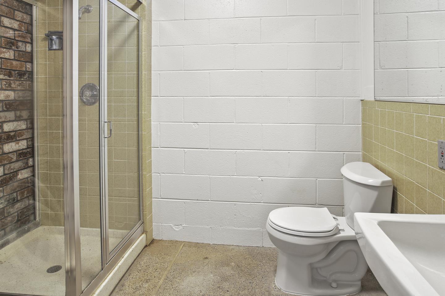 Detail Gallery Image 33 of 43 For 320 Grandview Dr, Woodside,  CA 94062 - 4 Beds | 3 Baths