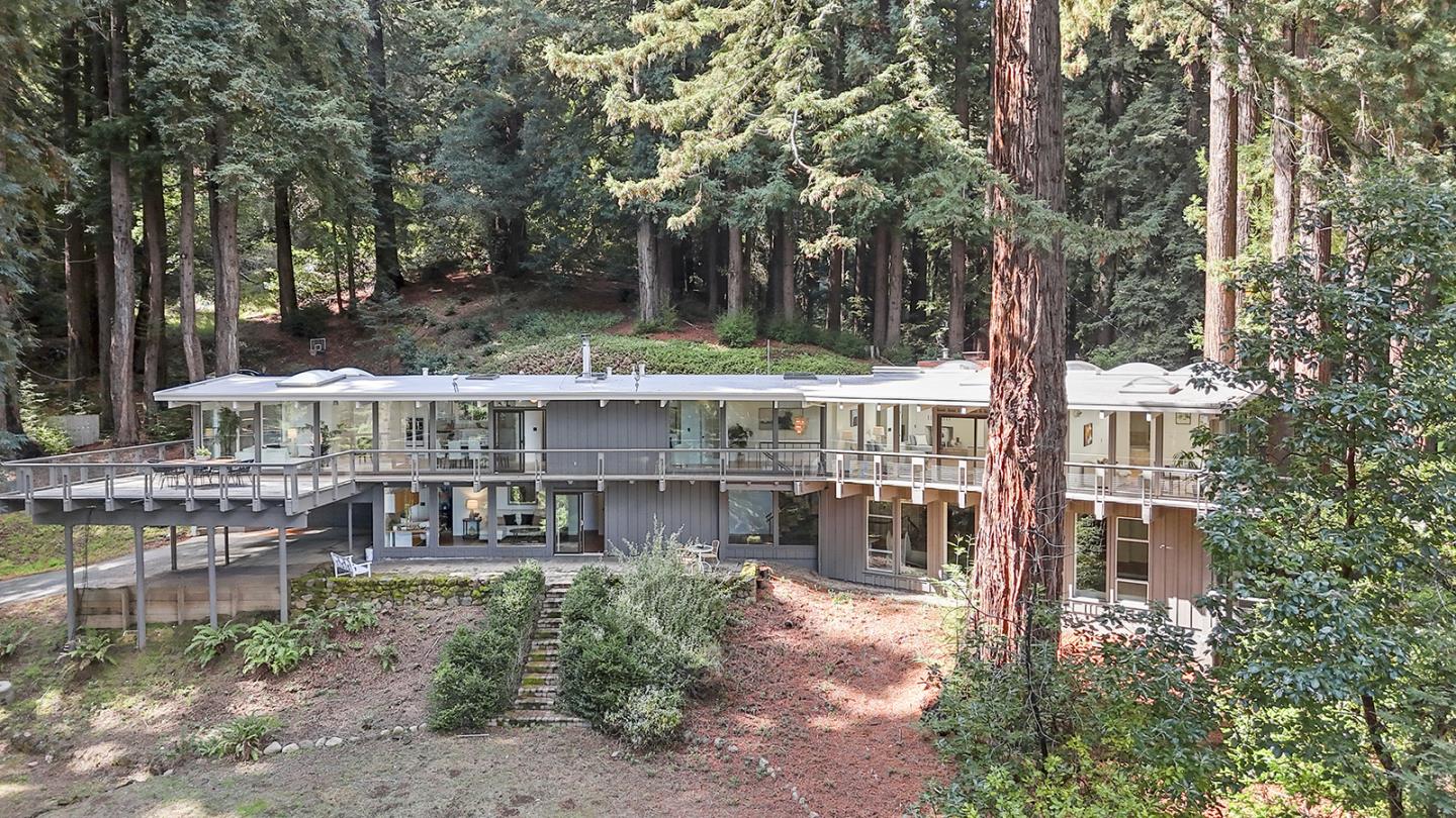 Detail Gallery Image 35 of 43 For 320 Grandview Dr, Woodside,  CA 94062 - 4 Beds | 3 Baths