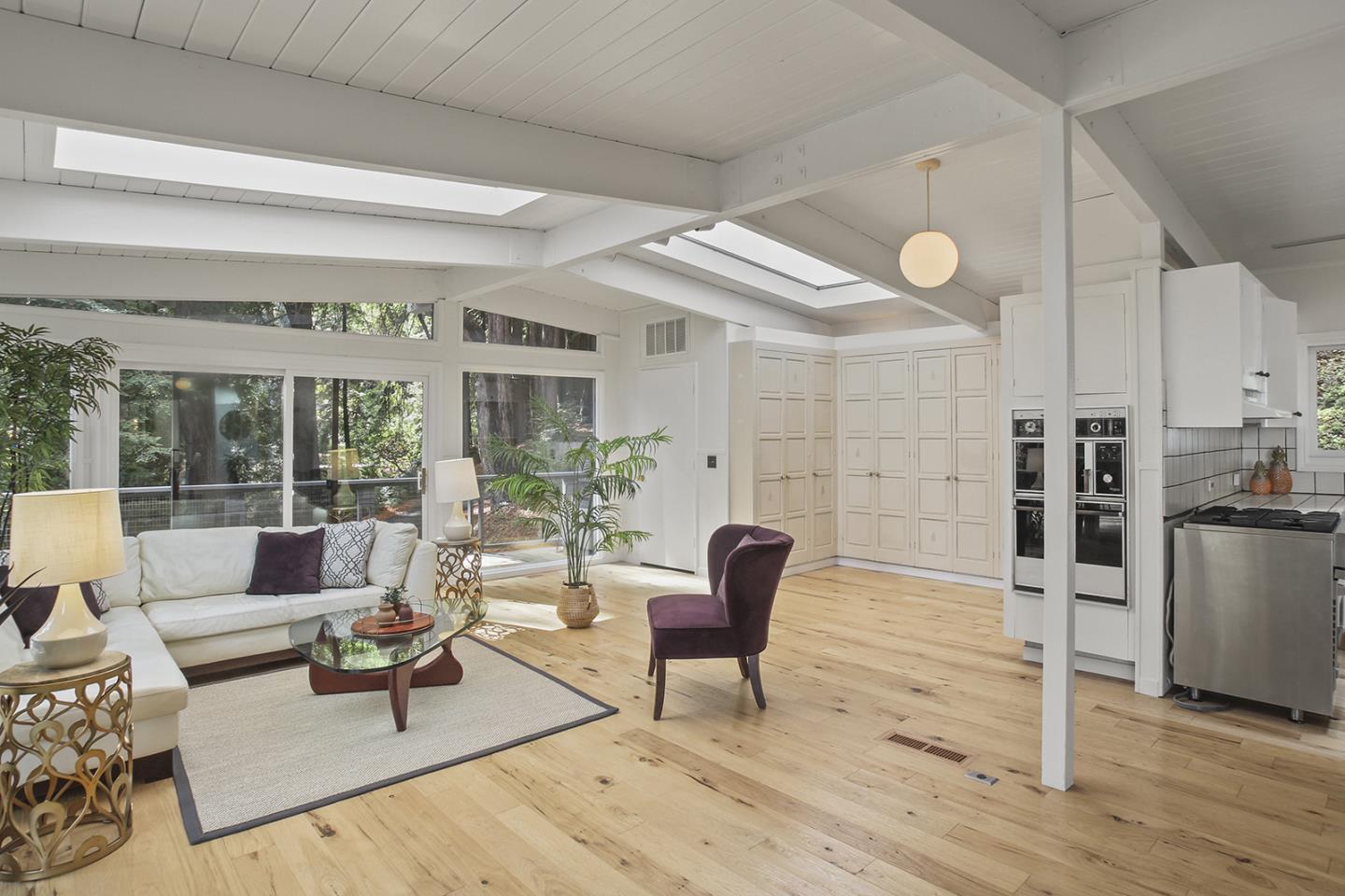 Detail Gallery Image 5 of 43 For 320 Grandview Dr, Woodside,  CA 94062 - 4 Beds | 3 Baths