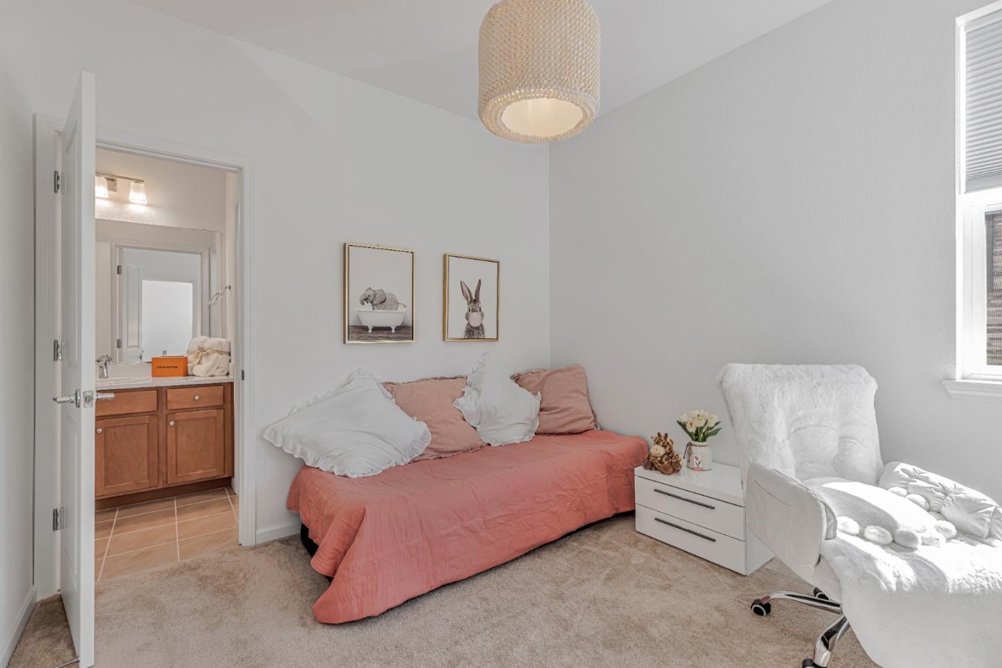 Detail Gallery Image 24 of 51 For 5565 Holly Bay Ave, Dublin,  CA 94568 - 4 Beds | 3/1 Baths