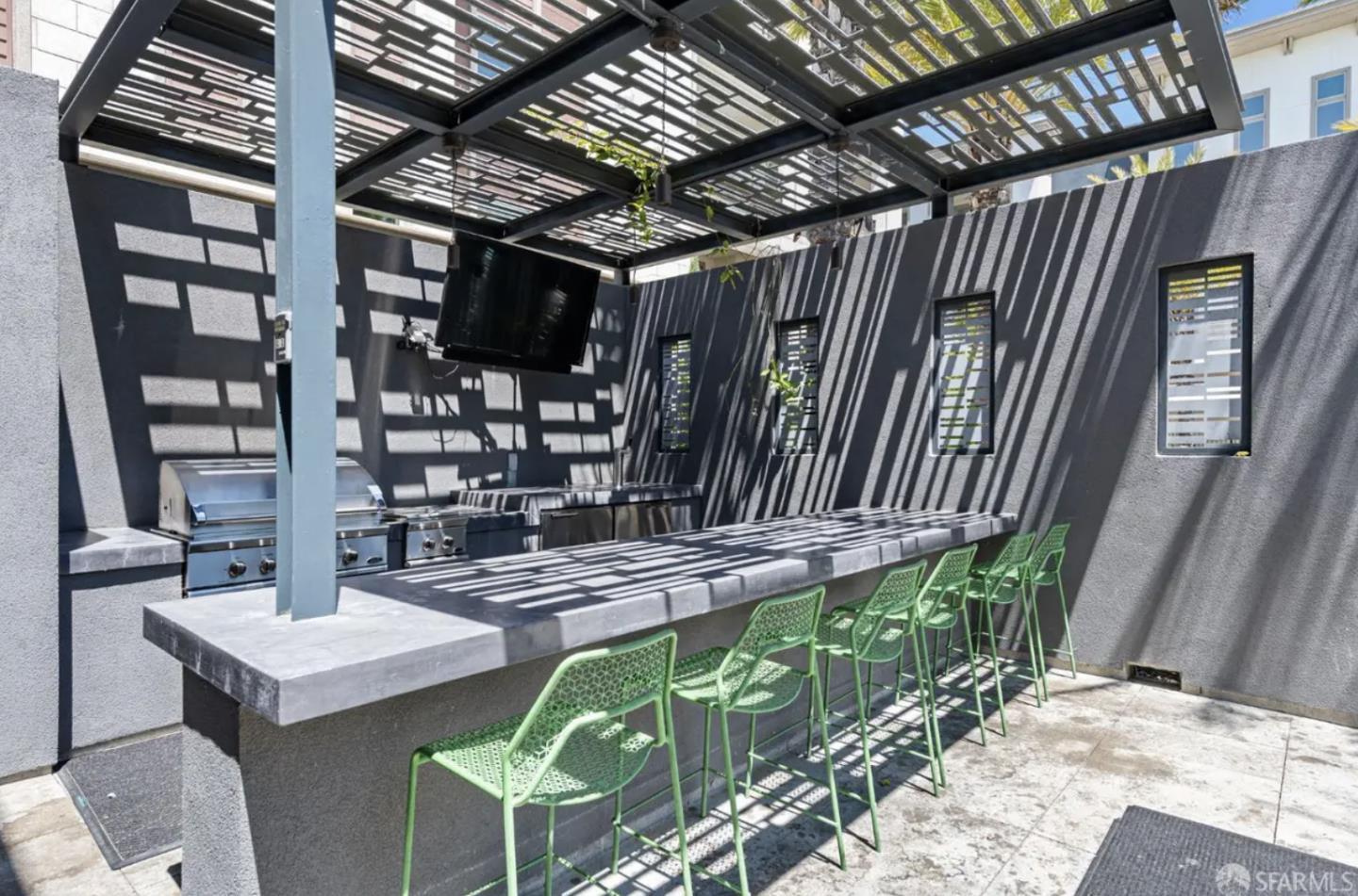 Detail Gallery Image 40 of 51 For 5565 Holly Bay Ave, Dublin,  CA 94568 - 4 Beds | 3/1 Baths