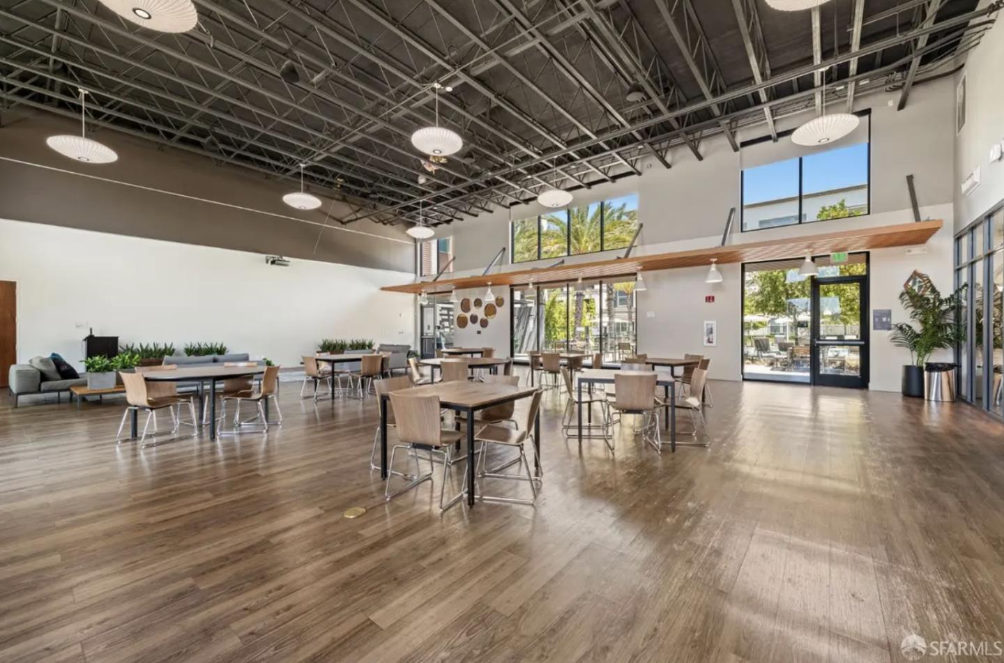 Detail Gallery Image 44 of 51 For 5565 Holly Bay Ave, Dublin,  CA 94568 - 4 Beds | 3/1 Baths