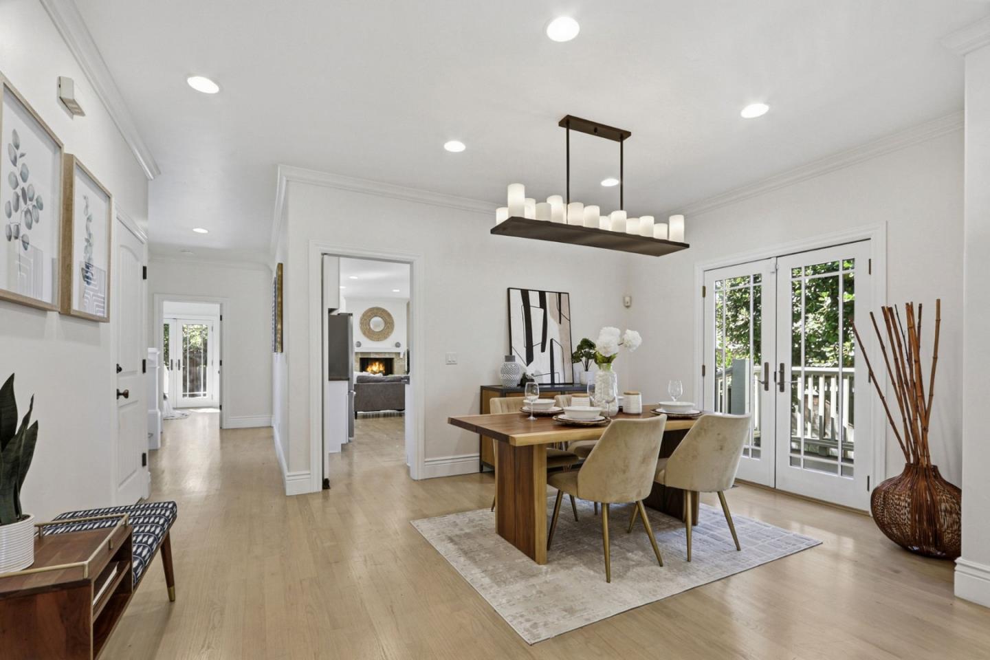 Detail Gallery Image 15 of 46 For 1951 Plymouth St, Mountain View,  CA 94043 - 4 Beds | 3 Baths