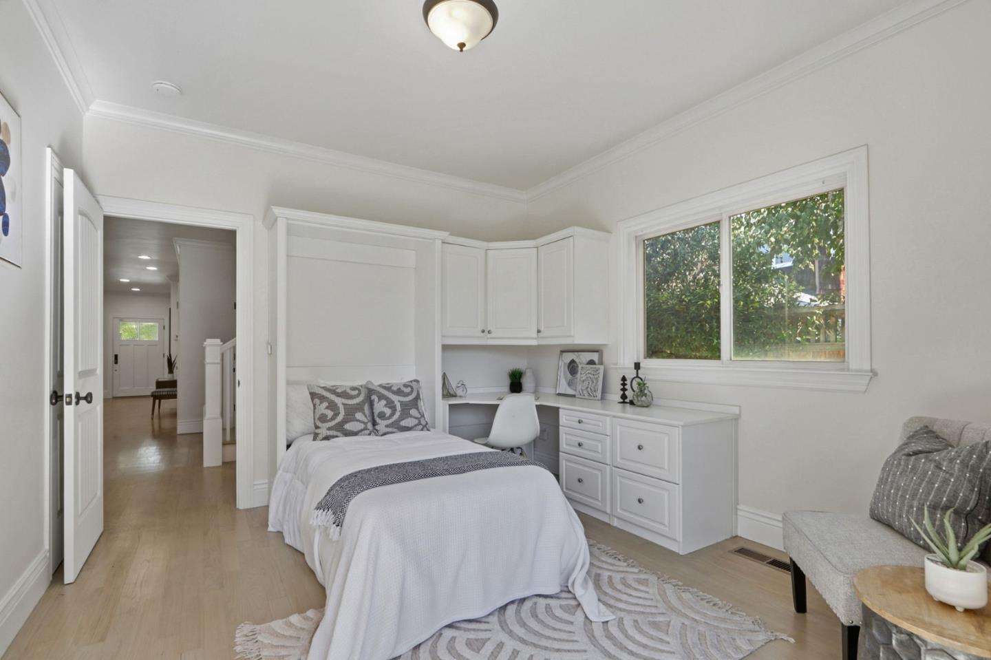 Detail Gallery Image 21 of 46 For 1951 Plymouth St, Mountain View,  CA 94043 - 4 Beds | 3 Baths