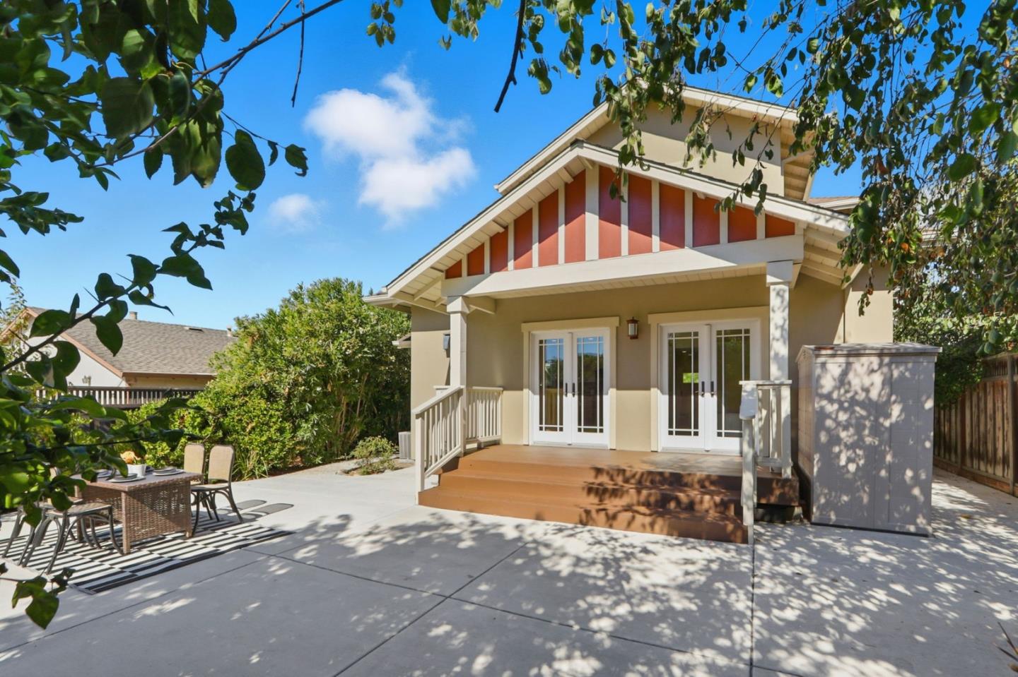 Detail Gallery Image 40 of 46 For 1951 Plymouth St, Mountain View,  CA 94043 - 4 Beds | 3 Baths