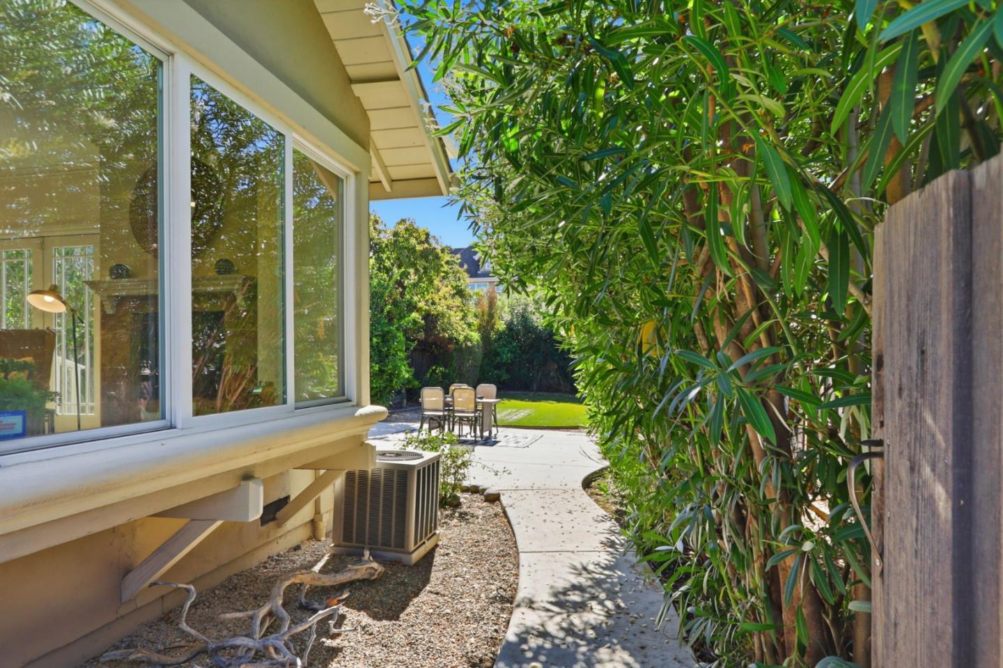 Detail Gallery Image 44 of 46 For 1951 Plymouth St, Mountain View,  CA 94043 - 4 Beds | 3 Baths