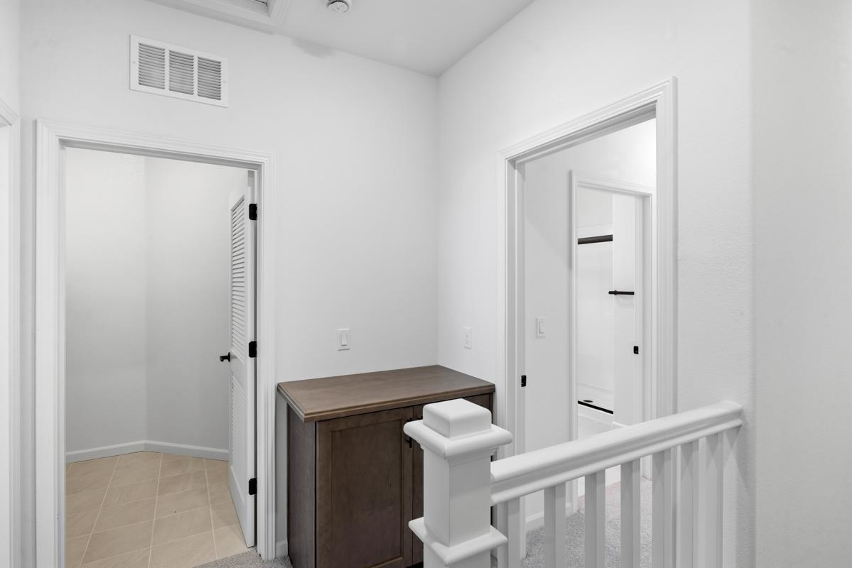 Detail Gallery Image 14 of 34 For 3824-3824a Norbridge Ave, Castro Valley,  CA 94546 - 4 Beds | 4 Baths