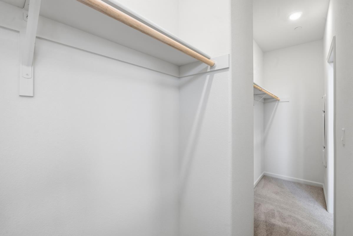 Detail Gallery Image 27 of 34 For 3824-3824a Norbridge Ave, Castro Valley,  CA 94546 - 4 Beds | 4 Baths