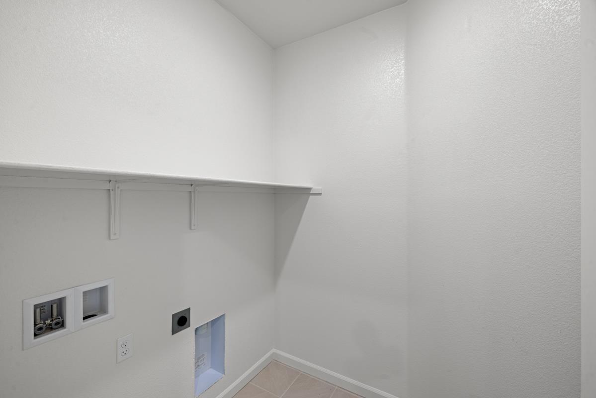 Detail Gallery Image 28 of 34 For 3824-3824a Norbridge Ave, Castro Valley,  CA 94546 - 4 Beds | 4 Baths