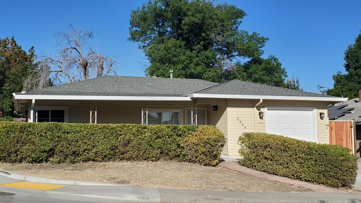 Detail Gallery Image 2 of 26 For 2844 Garrow Dr, Antioch,  CA 94509 - 3 Beds | 1 Baths