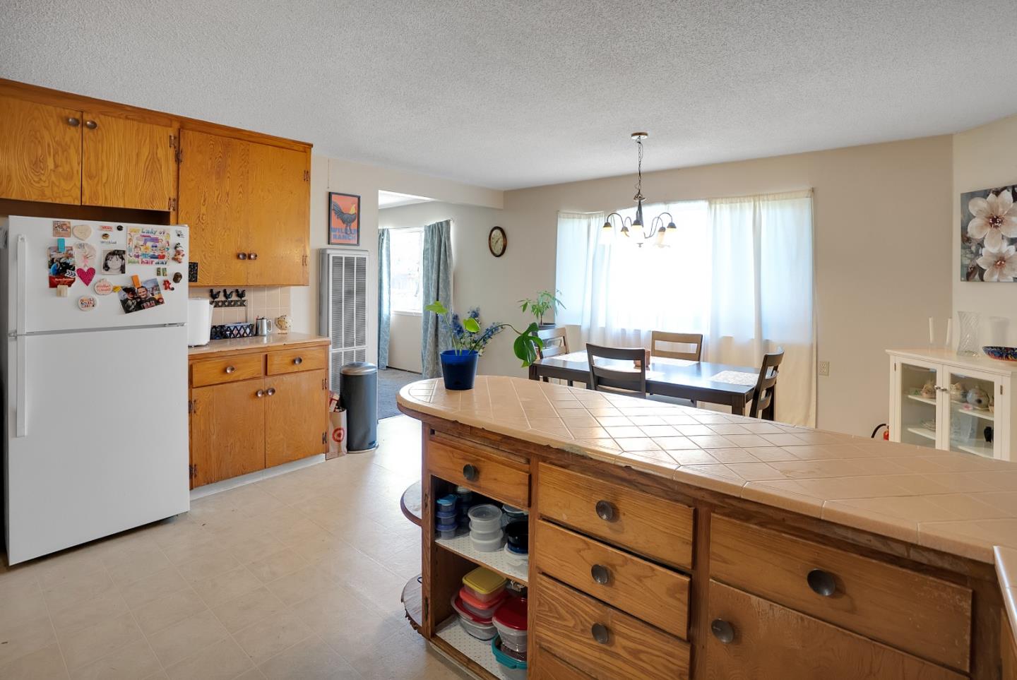 Detail Gallery Image 10 of 44 For 2030 Kinsley St, Santa Cruz,  CA 95062 - – Beds | – Baths