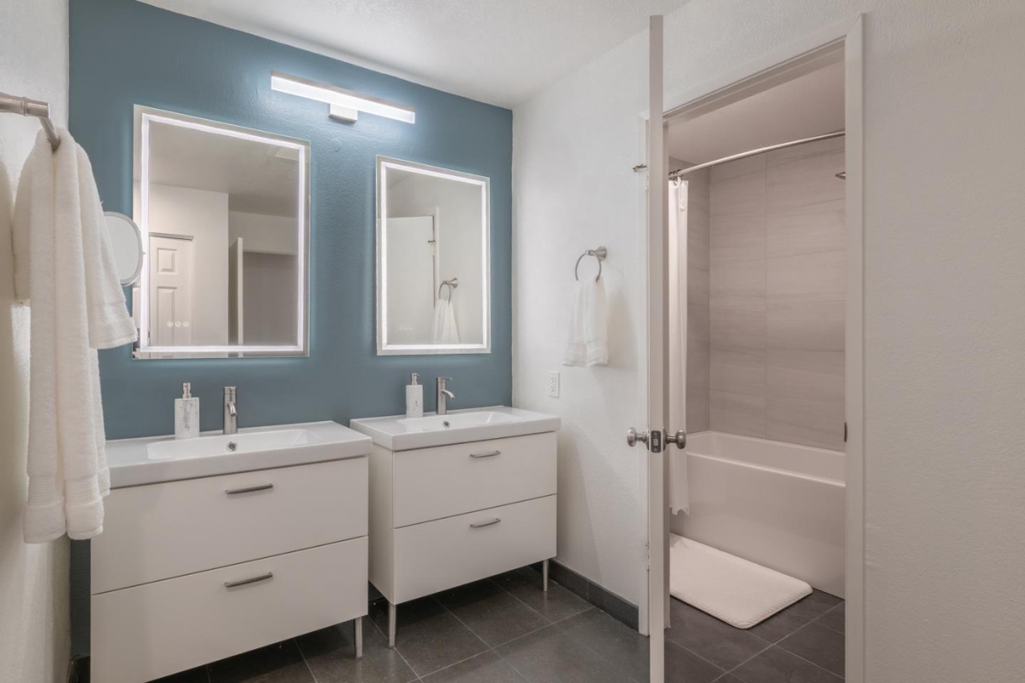 Detail Gallery Image 11 of 17 For 54 Shepherds Knoll Dr, Pebble Beach,  CA 93953 - 2 Beds | 2 Baths