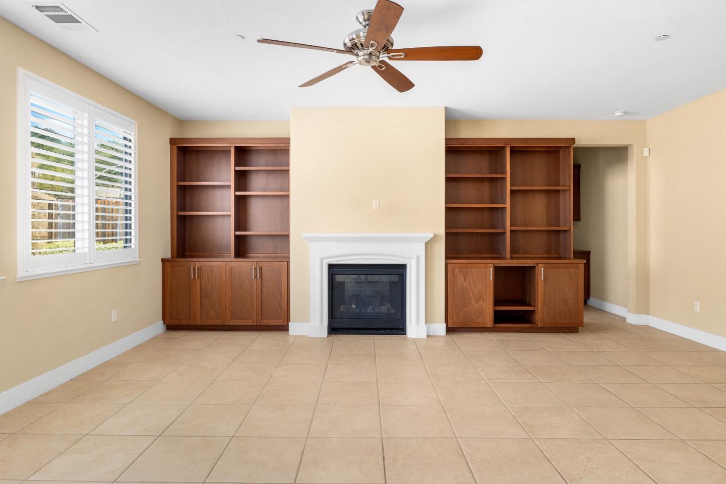 Detail Gallery Image 15 of 40 For 9881 Rancho Hills Dr, Gilroy,  CA 95020 - 4 Beds | 2 Baths