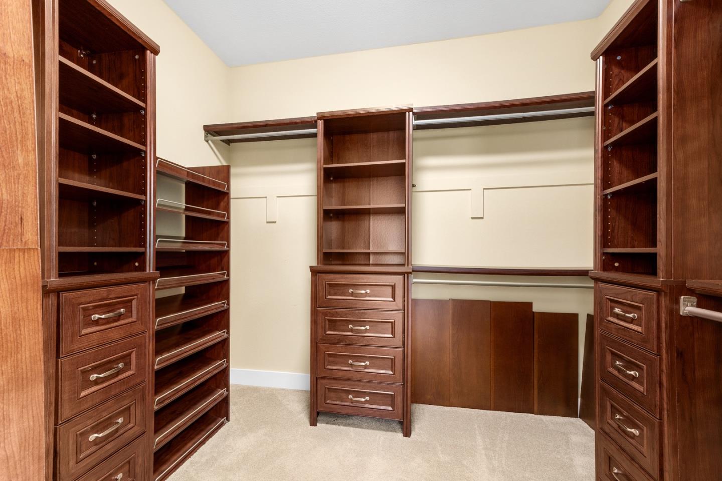 Detail Gallery Image 36 of 40 For 9881 Rancho Hills Dr, Gilroy,  CA 95020 - 4 Beds | 2 Baths