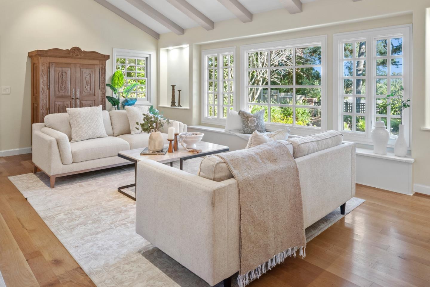 Detail Gallery Image 6 of 40 For 24320 San Pedro Ln, Carmel,  CA 93923 - 3 Beds | 2 Baths