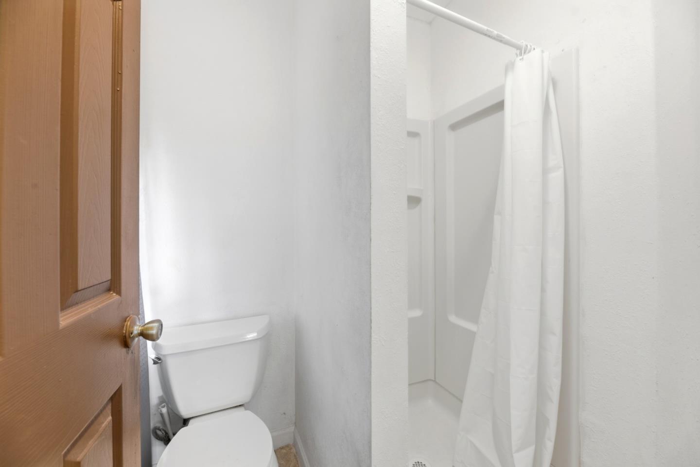 Detail Gallery Image 15 of 23 For 701 W 14th St, Antioch,  CA 94509 - 4 Beds | 2/1 Baths