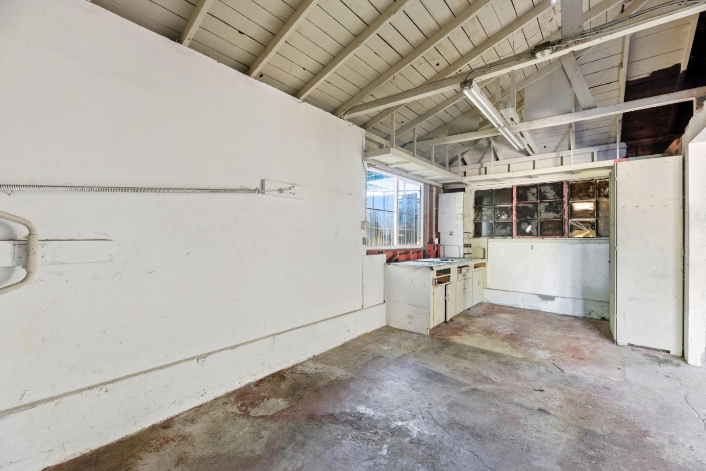 Detail Gallery Image 18 of 23 For 701 W 14th St, Antioch,  CA 94509 - 4 Beds | 2/1 Baths