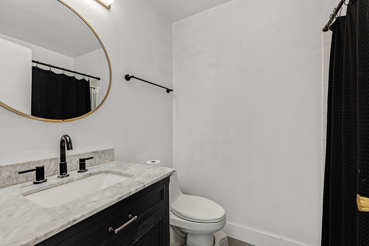 Detail Gallery Image 28 of 35 For 464 Archglen Way, San Jose,  CA 95111 - 4 Beds | 3 Baths