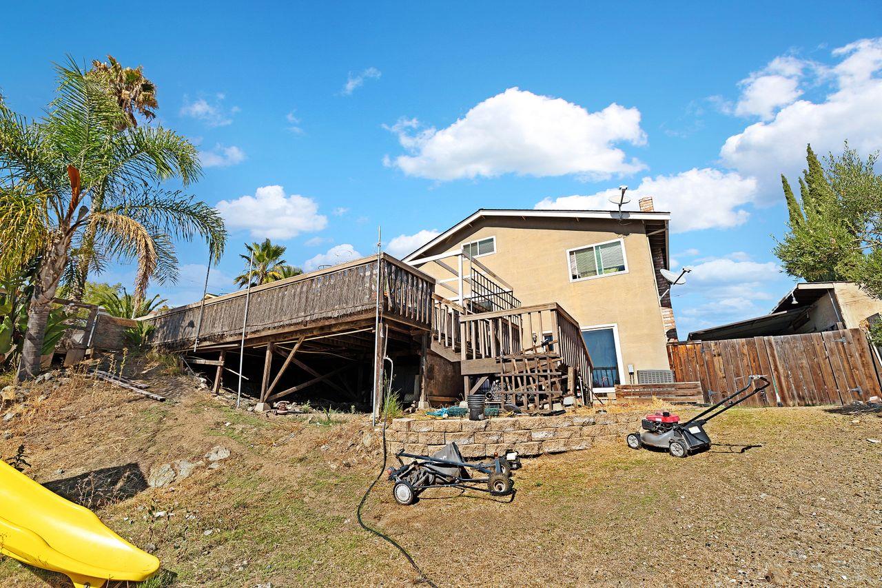 Detail Gallery Image 33 of 35 For 464 Archglen Way, San Jose,  CA 95111 - 4 Beds | 3 Baths