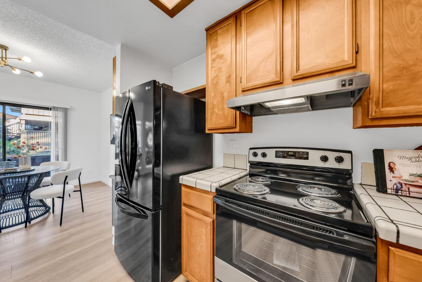 Detail Gallery Image 19 of 53 For 364 Kenbrook Cir, San Jose,  CA 95111 - 2 Beds | 2 Baths