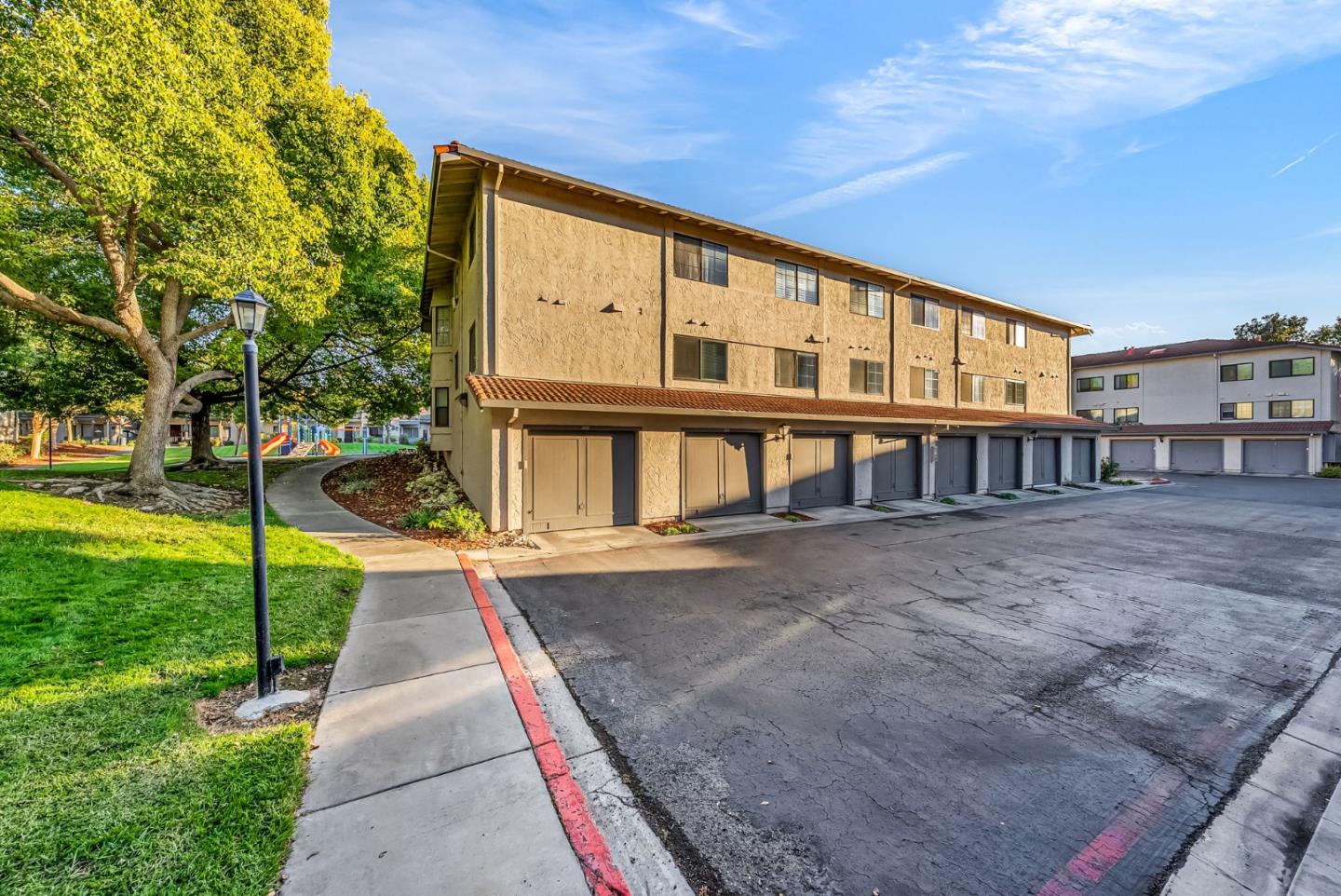 Detail Gallery Image 38 of 53 For 364 Kenbrook Cir, San Jose,  CA 95111 - 2 Beds | 2 Baths