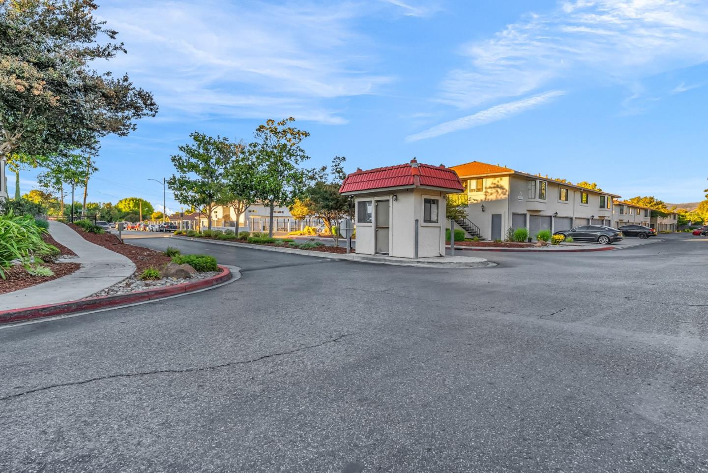 Detail Gallery Image 42 of 53 For 364 Kenbrook Cir, San Jose,  CA 95111 - 2 Beds | 2 Baths