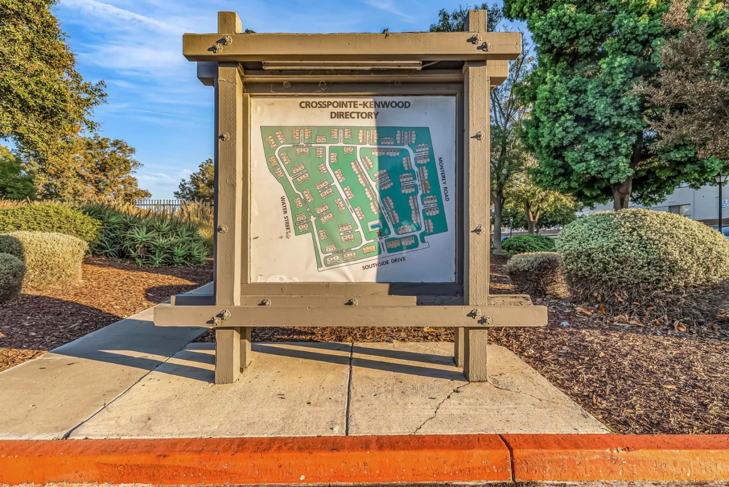 Detail Gallery Image 43 of 53 For 364 Kenbrook Cir, San Jose,  CA 95111 - 2 Beds | 2 Baths