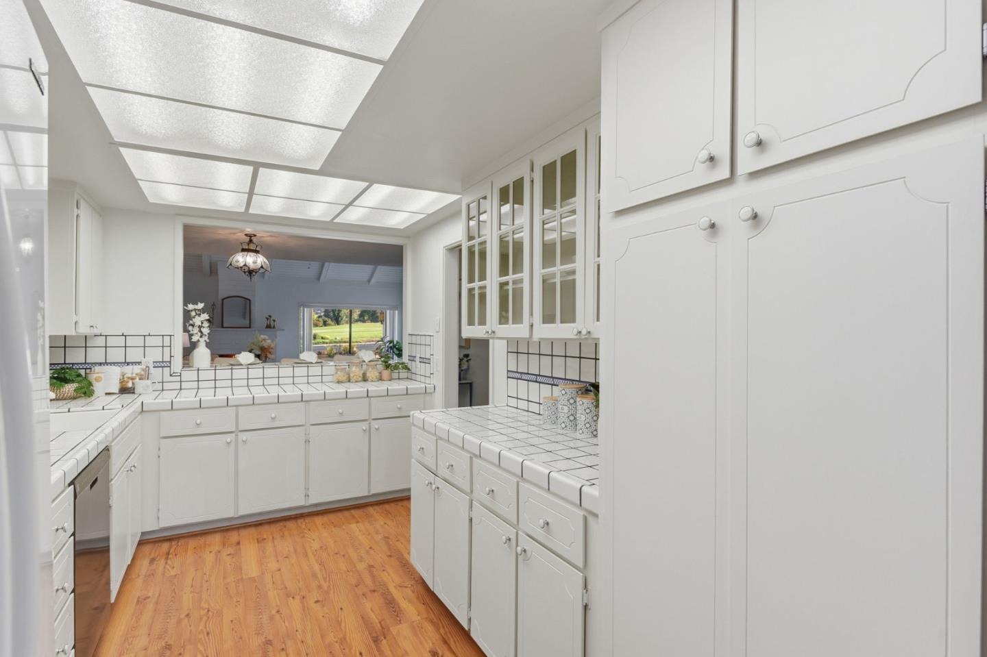 Detail Gallery Image 11 of 38 For 6098 Montgomery Ct, San Jose,  CA 95135 - 2 Beds | 2 Baths