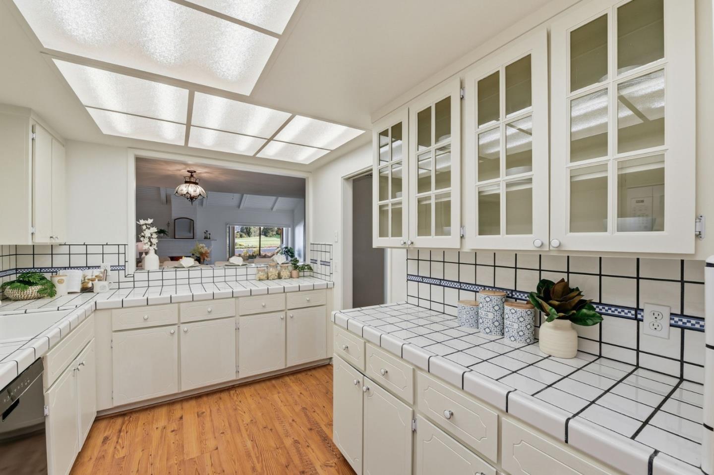 Detail Gallery Image 12 of 38 For 6098 Montgomery Ct, San Jose,  CA 95135 - 2 Beds | 2 Baths